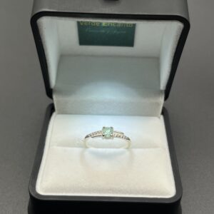 Anillo Solitario Armonía Esmeralda