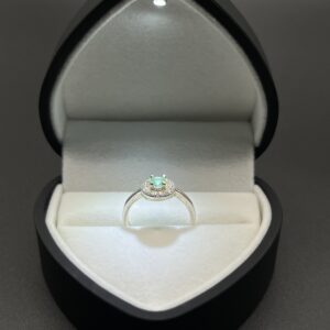 Anillo Halo Esmeralda