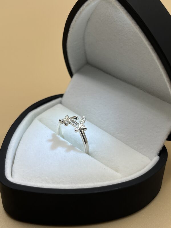 Anillo de Plata Brisa de Primavera