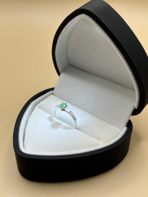 Anillo Tiara Esmeralda
