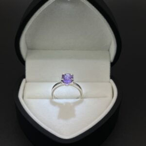 Anillo de Plata Destello Violeta