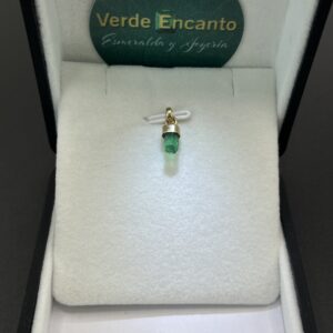 Dije Canotillo Verde Encanto de 18k