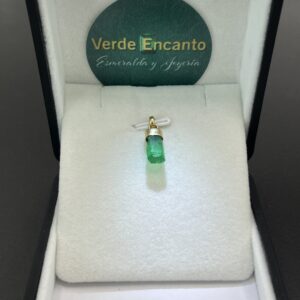 Dije Canotillo Verde Encanto de 18k