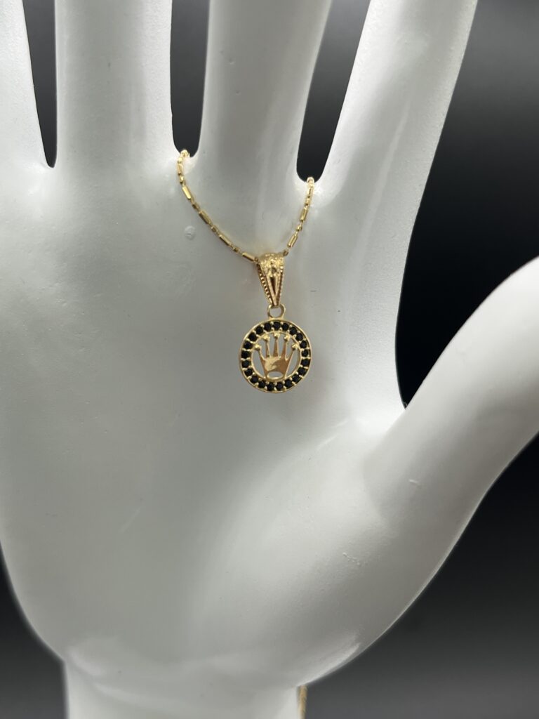 Dije Corona Imperial de Oro con Circonias Negras