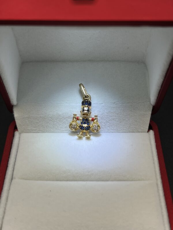 Dije de Oro "Pato de la Fortuna" con Circonias