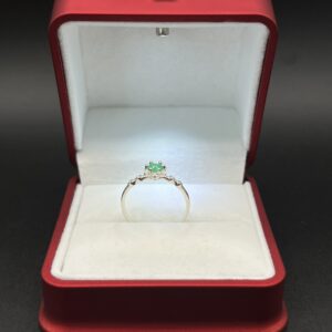 Anillo "Esmeralda Blossom" en Plata 925